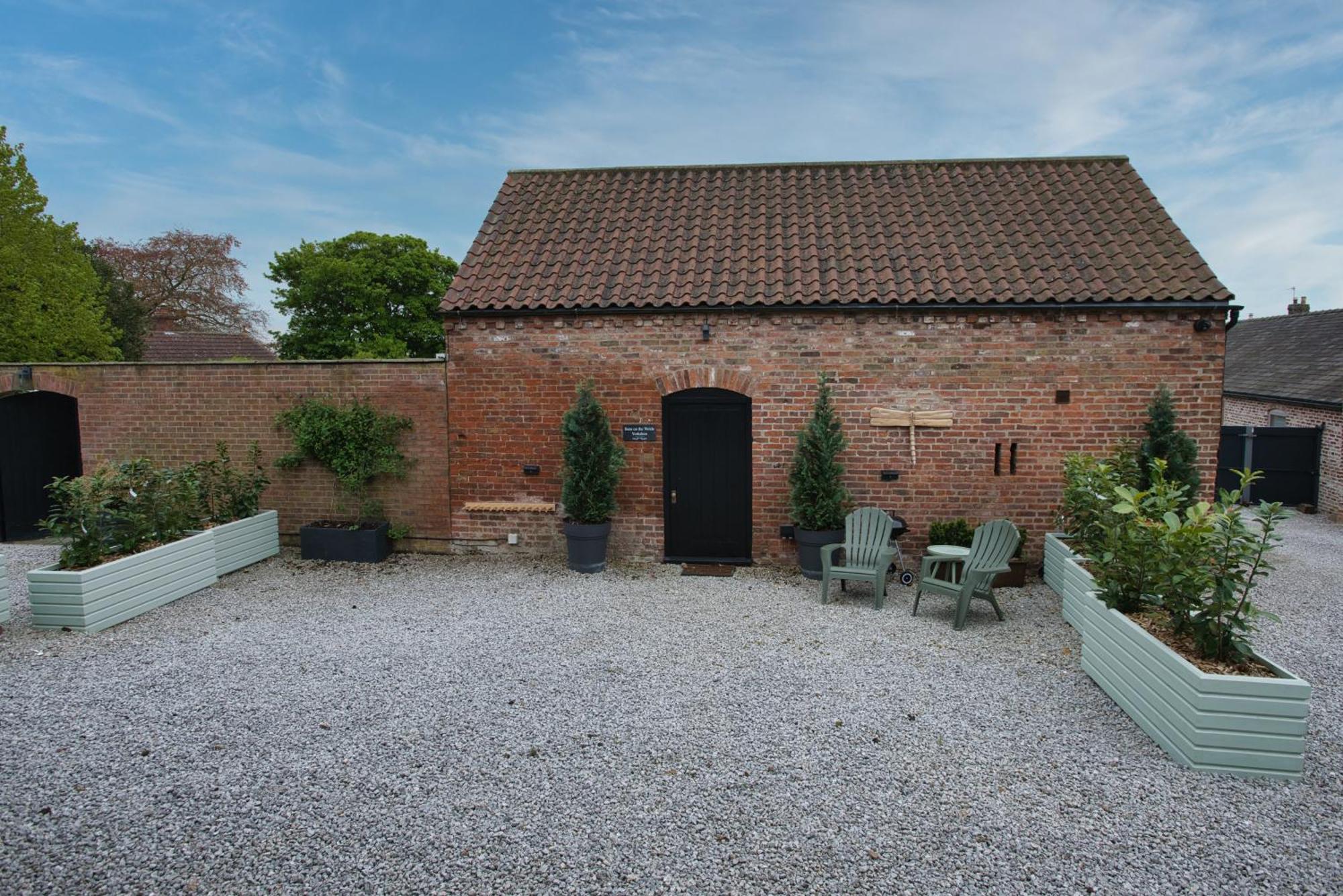 Barn On The Wolds, Yorkshire Apartment